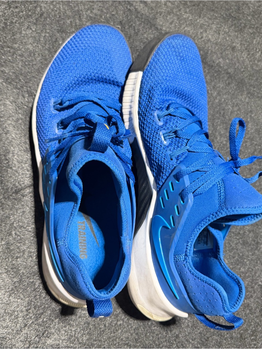 Nike Men's Royal Blue Knit Training Sneakers